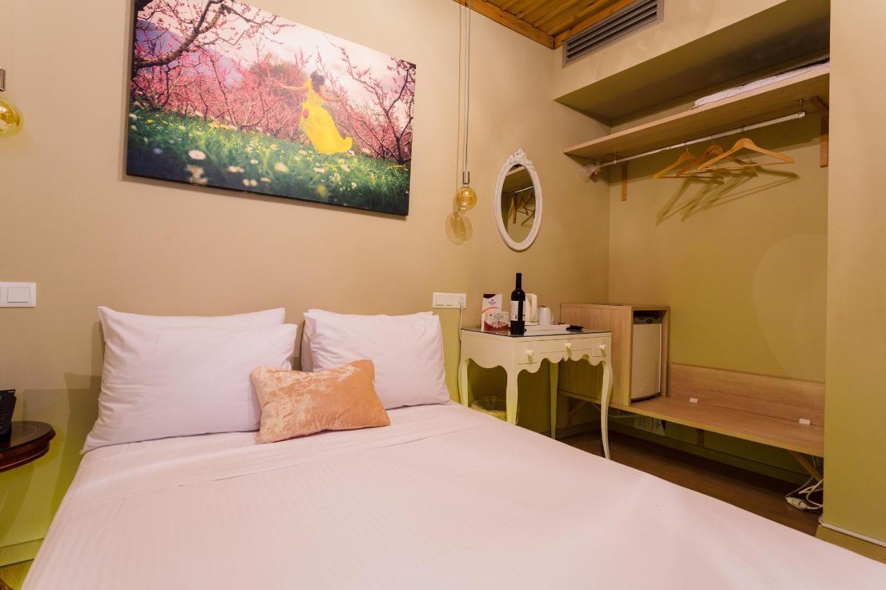 Blossom Rooms & Suite Véria Kültér fotó
